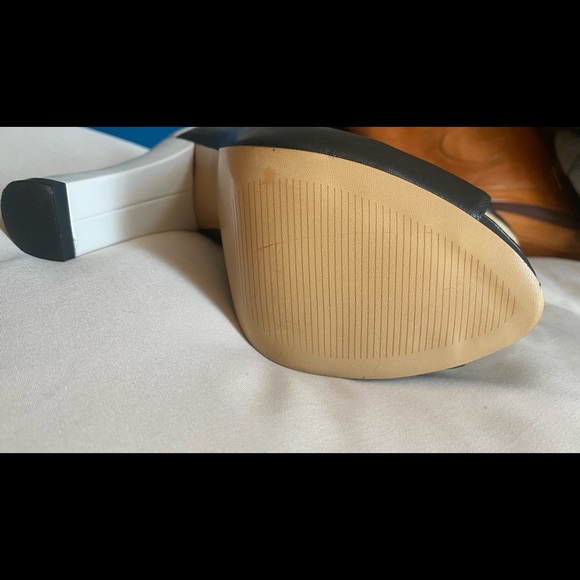 Beautiful Nine West shoes 81/2 mint Never worned - Picture 6 of 6